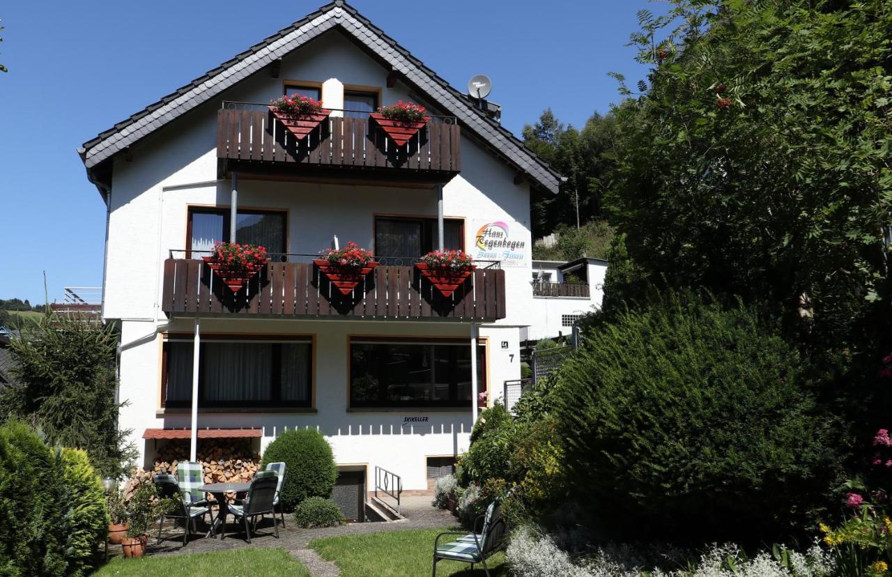 Aktivpension Regenbogen Willingen  Esterno foto